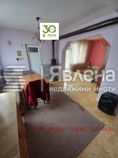 Продава КЪЩА, гр. Игнатиево, област Варна, снимка 6 - Къщи - 49457713