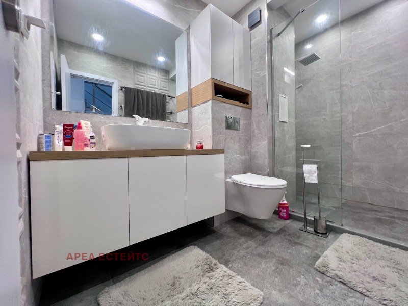Продава  Къща град Бургас , Сарафово , 211 кв.м | 70888289 - изображение [13]