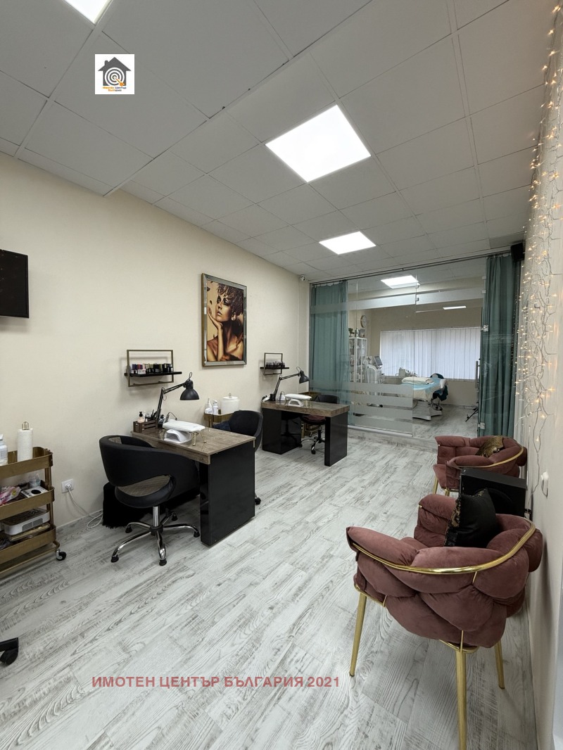 Na prodej  Prodejna Sofia , Medicinska akademija , 92 m2 | 95362832