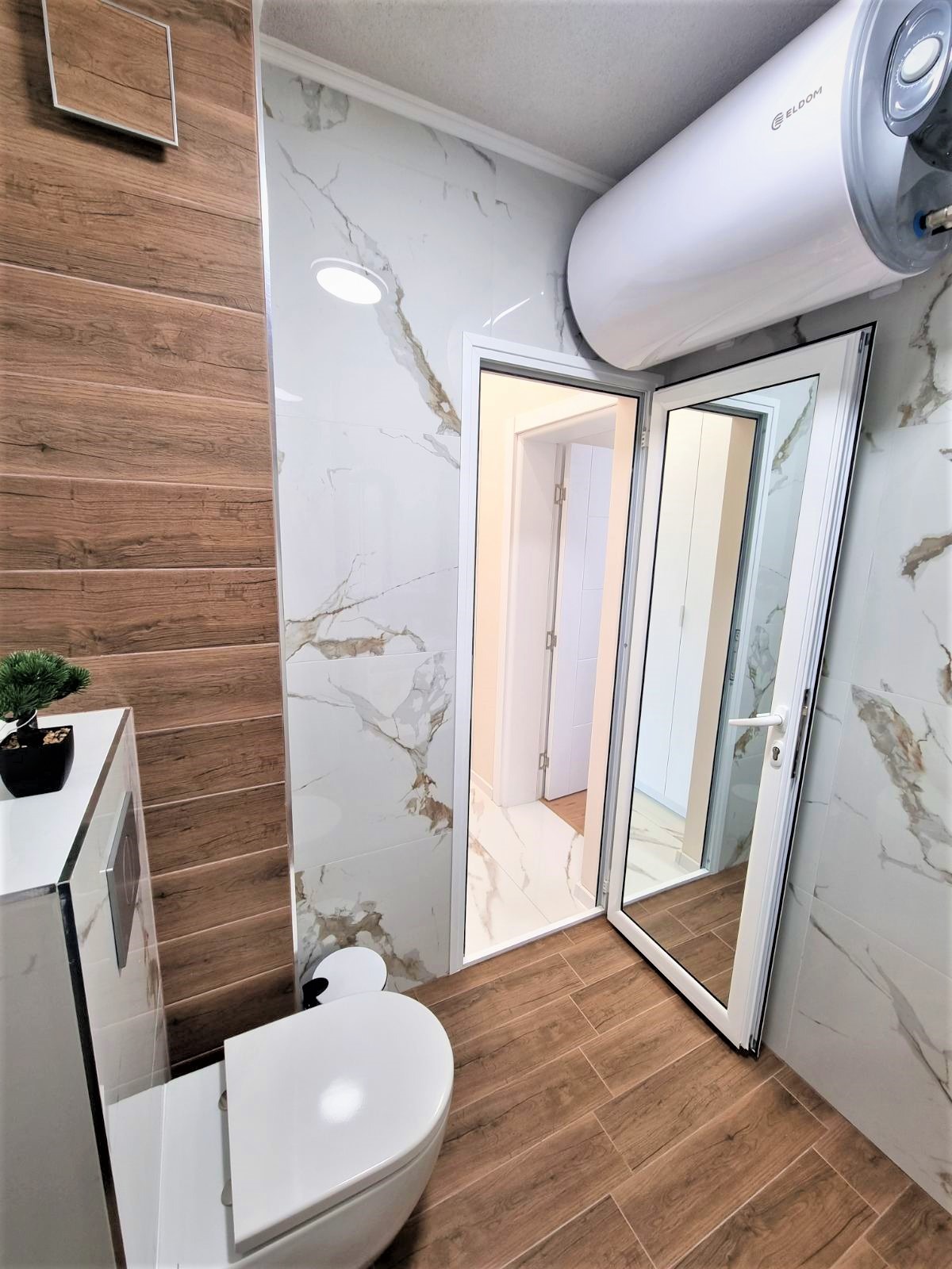 Продава 2-СТАЕН, гр. Пловдив, Остромила, снимка 10 - Апартаменти - 52414293