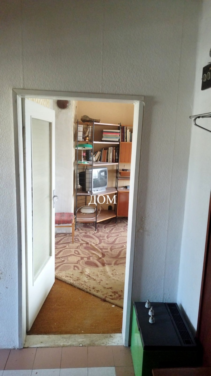 Продава 2-СТАЕН в град Шумен, Боян Българанов 1 - 61 кв.м / 81 300 € » 159 008.98 лв., ДОМ