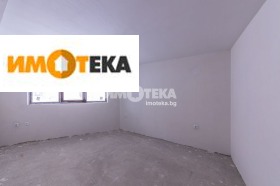 1 camera da letto Zimno kino Trakiia, Varna 6