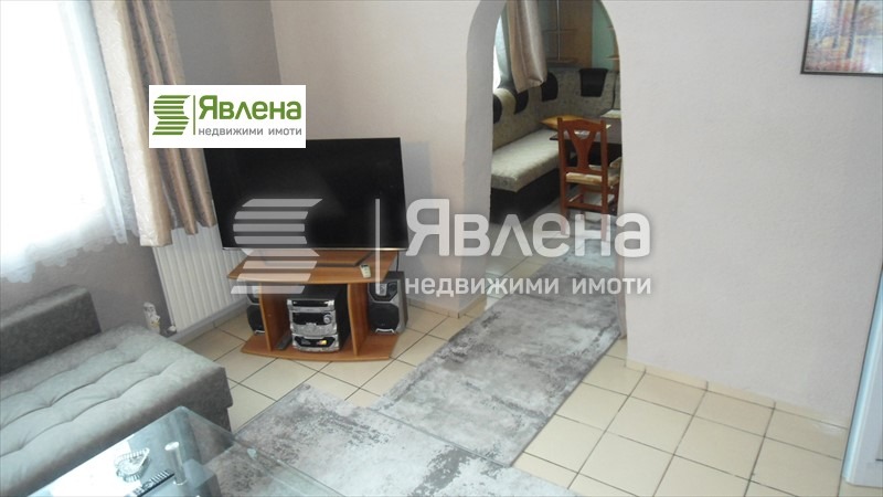 Продава 2-СТАЕН, гр. Перник, Изток, снимка 1 - Aпартаменти - 49158871