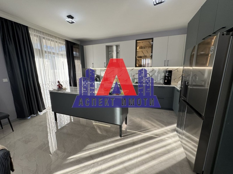 À venda  Casa região Plovdiv , Markovo , 310 m² | 89698957 - imagem [3]