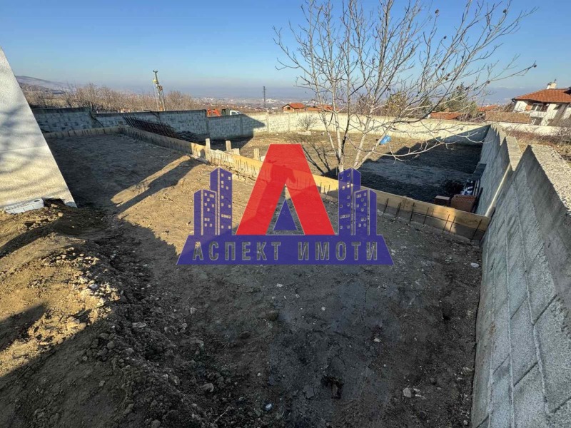 À venda  Casa região Plovdiv , Markovo , 310 m² | 89698957 - imagem [2]