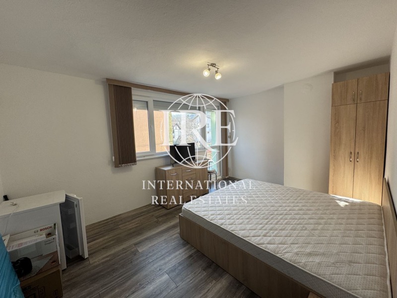 Продава КЪЩА, гр. Балчик, област Добрич, снимка 3 - Къщи - 53519132