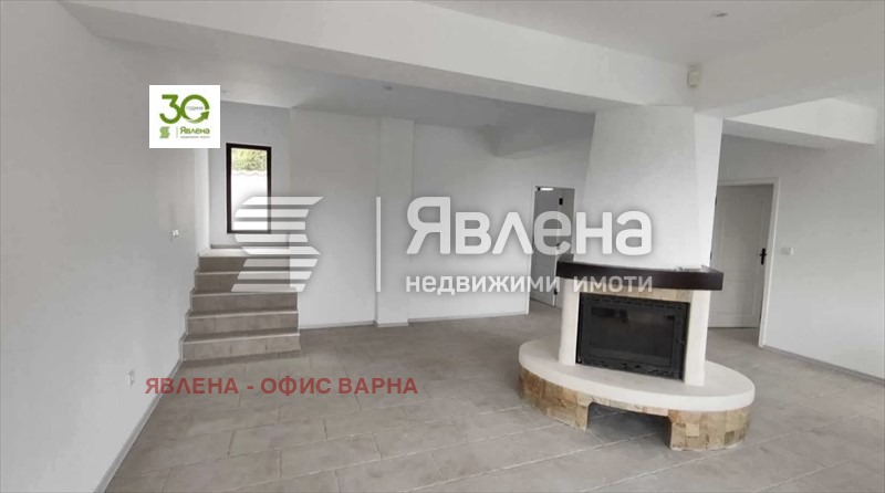 Продава КЪЩА, гр. Балчик, област Добрич, снимка 3 - Къщи - 53626568
