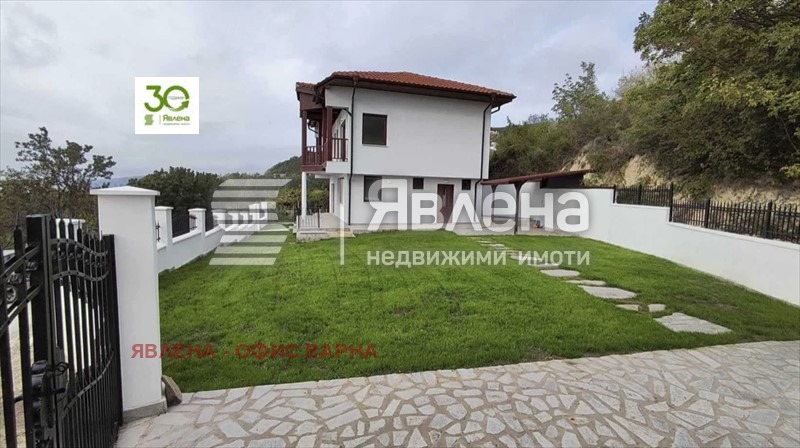 Продава КЪЩА, гр. Балчик, област Добрич, снимка 12 - Къщи - 53626568