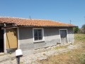 Продава КЪЩА, област Добрич, с. Смолница • 42000 € / 82144.86 лв. • 45095632 11
