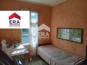 Hus Sladak kladenets, region Stara Zagora 6