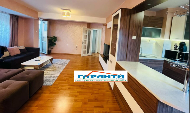 Продава  3-стаен град Пловдив , Кършияка , 94 кв.м | 32838435