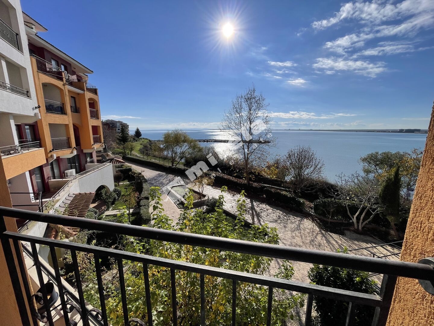 Продава 3-СТАЕН, гр. Ахелой, област Бургас