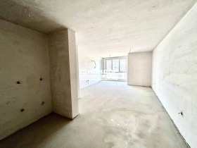 2 soveværelser Karshiyaka, Plovdiv