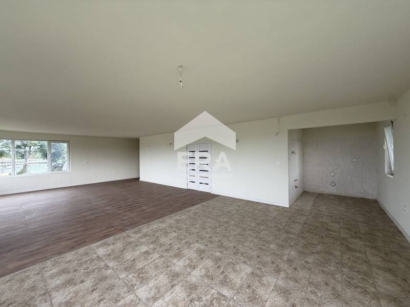 Продава КЪЩА, гр. Варна, м-т Зеленика, снимка 2 - Къщи - 54883289