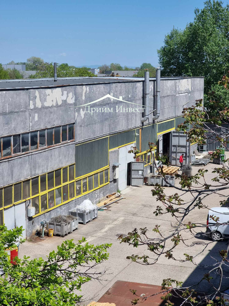 À vendre  Bâtiment industriel Plovdiv , Indoustrialna zona - Sever , 10851 m² | 97777930 - image [2]
