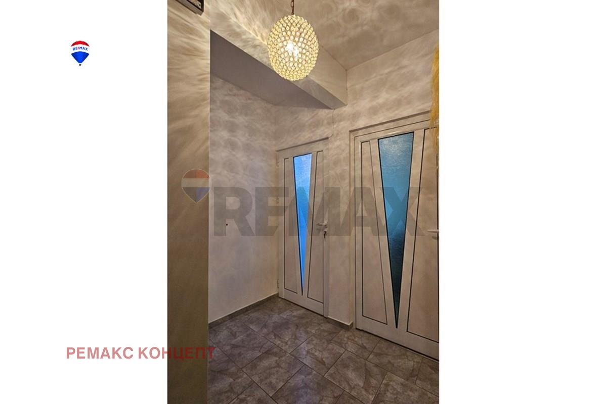 Продава 1-СТАЕН, гр. Шумен, Боян Българанов 2, снимка 6 - Апартаменти - 54938895