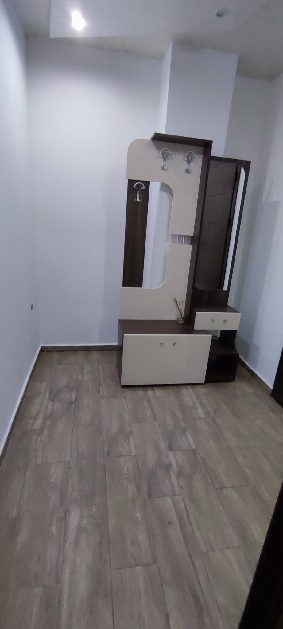 Продава 3-СТАЕН, гр. Велико Търново, Колю Фичето, снимка 8 - Апартаменти - 54299175