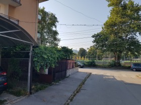 Andar da casa Botevgrad, região Sófia 1