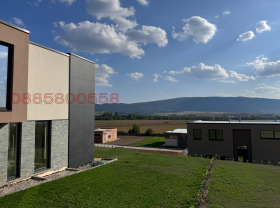 Hus Godesj, region Sofia 7