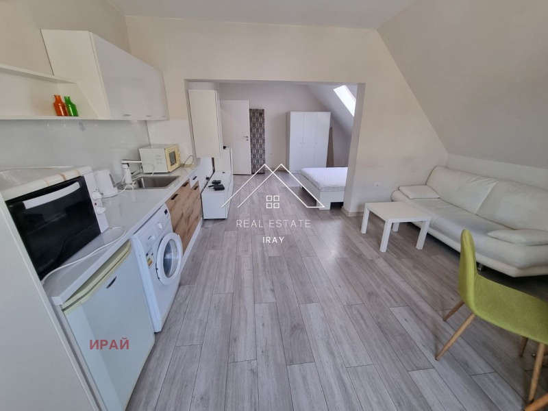 Te koop  Studio Stara Zagora , Tsentar , 50 m² | 40102171 - afbeelding [3]