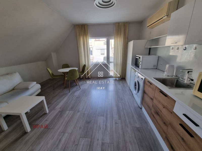 Te koop  Studio Stara Zagora , Tsentar , 50 m² | 40102171 - afbeelding [5]