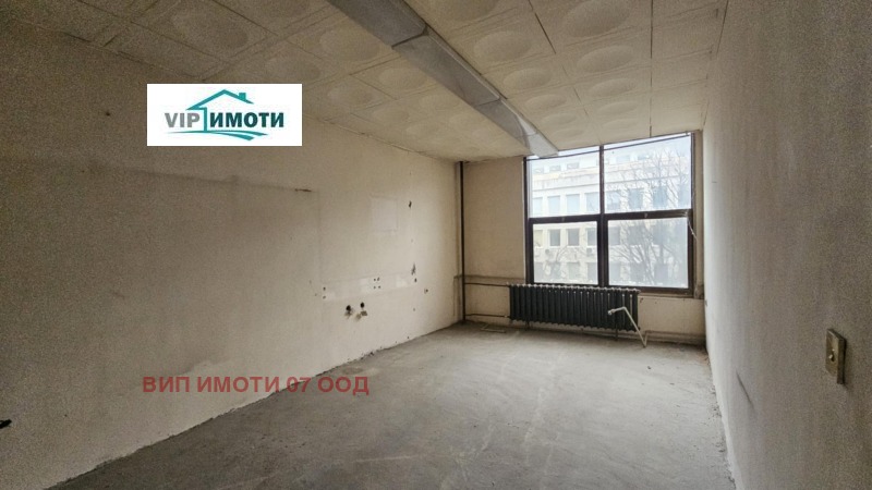 Продава ОФИС, гр. Ловеч, Център, снимка 6 - Офиси - 53535652