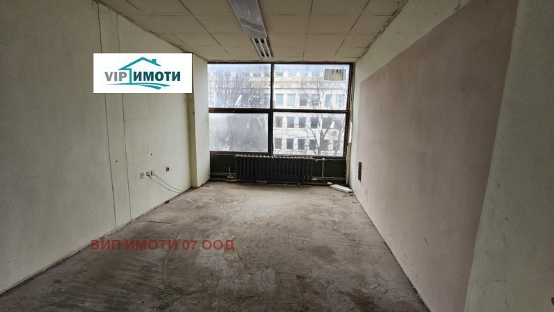 Продава ОФИС, гр. Ловеч, Център, снимка 9 - Офиси - 53535652
