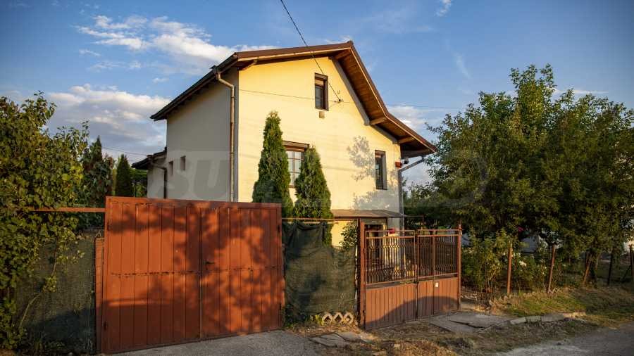 Продава КЪЩА, с. Люлин, област Перник, снимка 6 - Къщи - 54870566