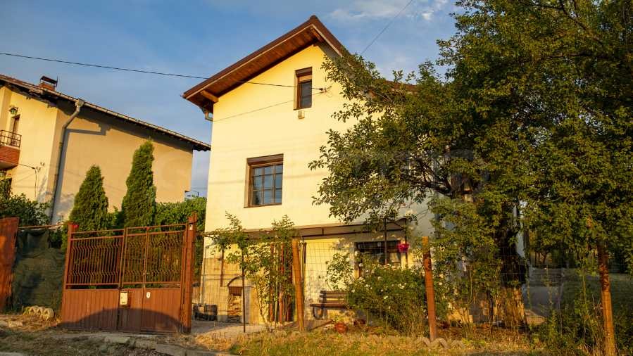 Продава КЪЩА, с. Люлин, област Перник, снимка 5 - Къщи - 54870566