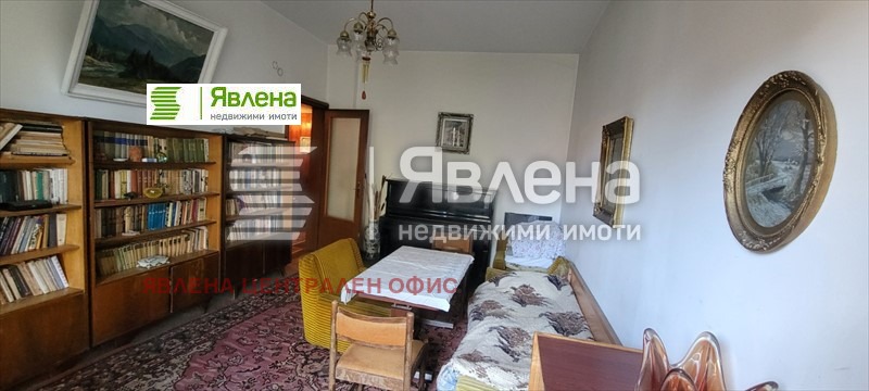 Продава 2-СТАЕН, гр. София, Докторски паметник, снимка 1 - Aпартаменти - 47441843