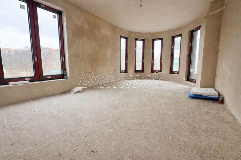 Продава 3-СТАЕН, гр. Варна, Център, снимка 8 - Апартаменти - 53472489