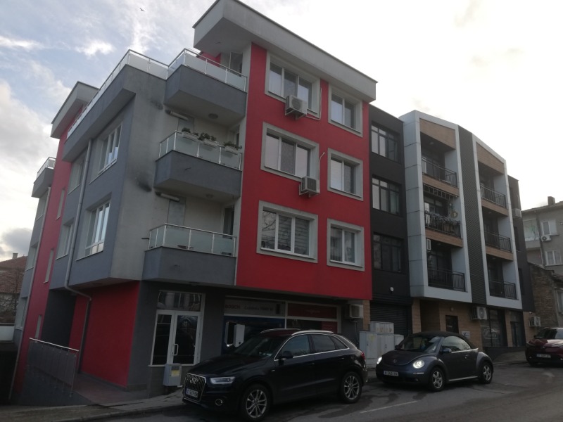 Продава 3-СТАЕН, гр. Шумен, Добруджански, снимка 1 - Aпартаменти - 49051914