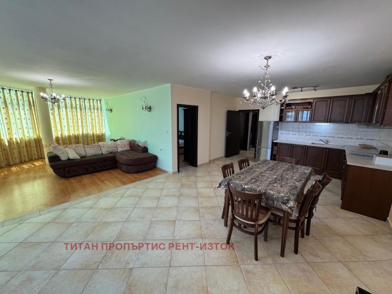 Продава 3-СТАЕН, гр. Поморие, област Бургас