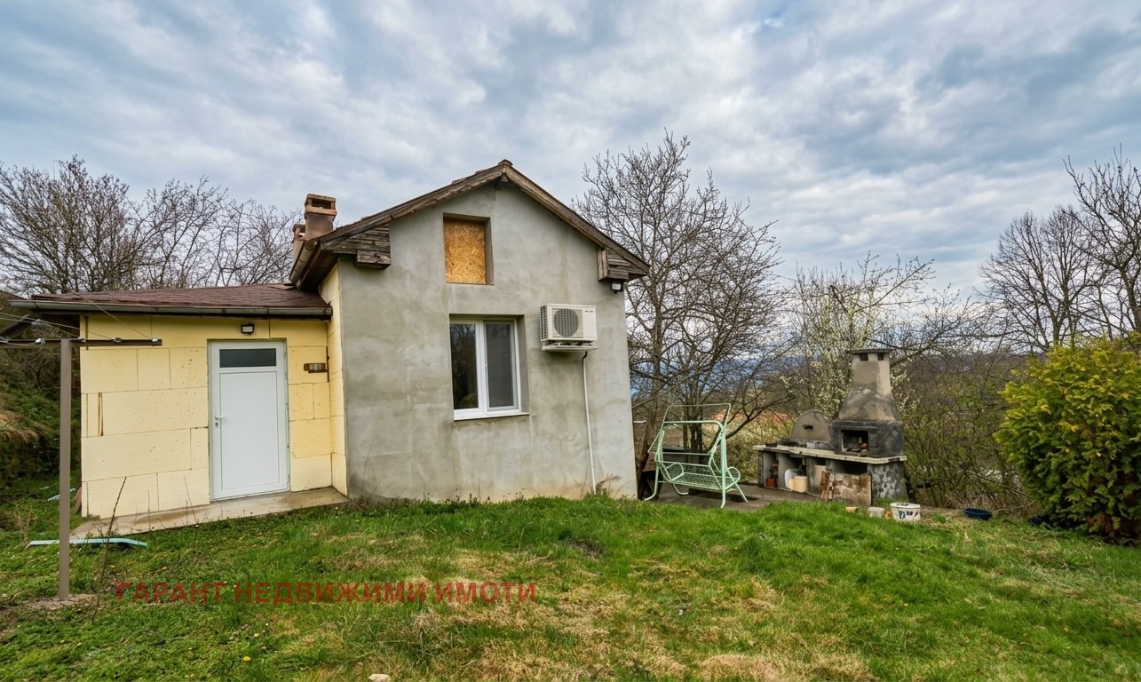 Продава КЪЩА, гр. Габрово, Чехлевци, снимка 3 - Къщи - 54065488