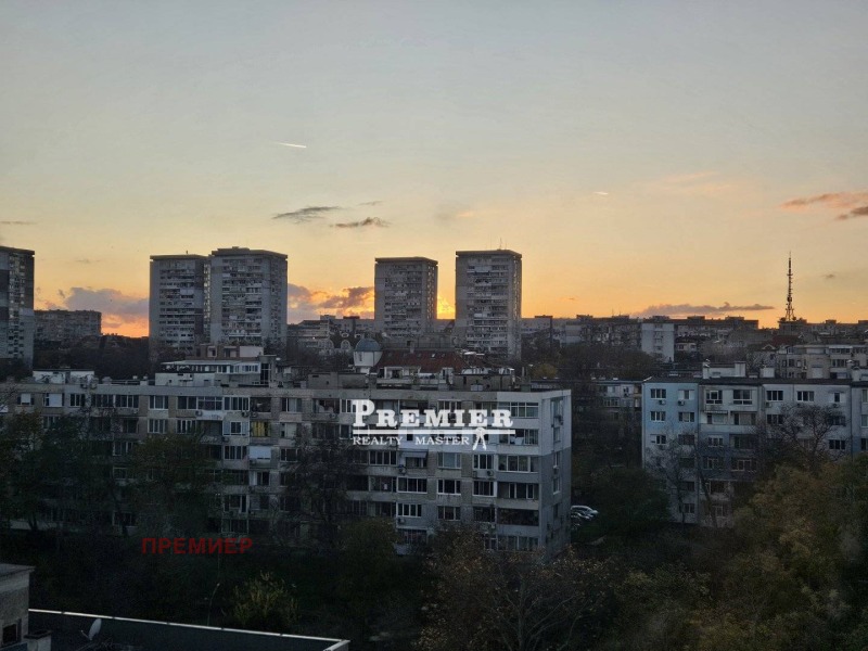 Продава 3-СТАЕН, гр. Бургас, Лазур, снимка 2 - Апартаменти - 52539004