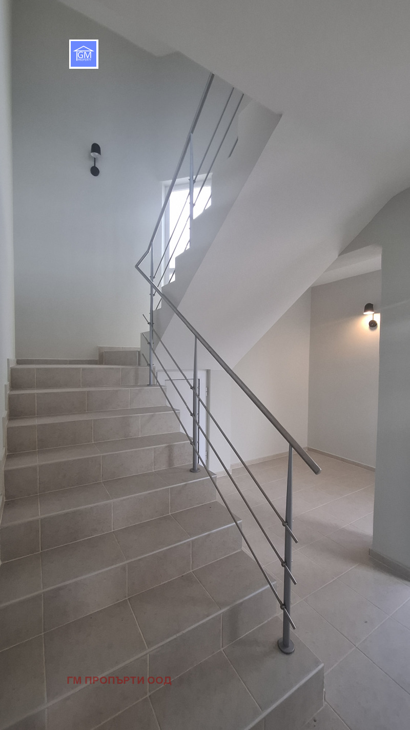 Продава КЪЩА, гр. Балчик, област Добрич, снимка 8 - Къщи - 53491947