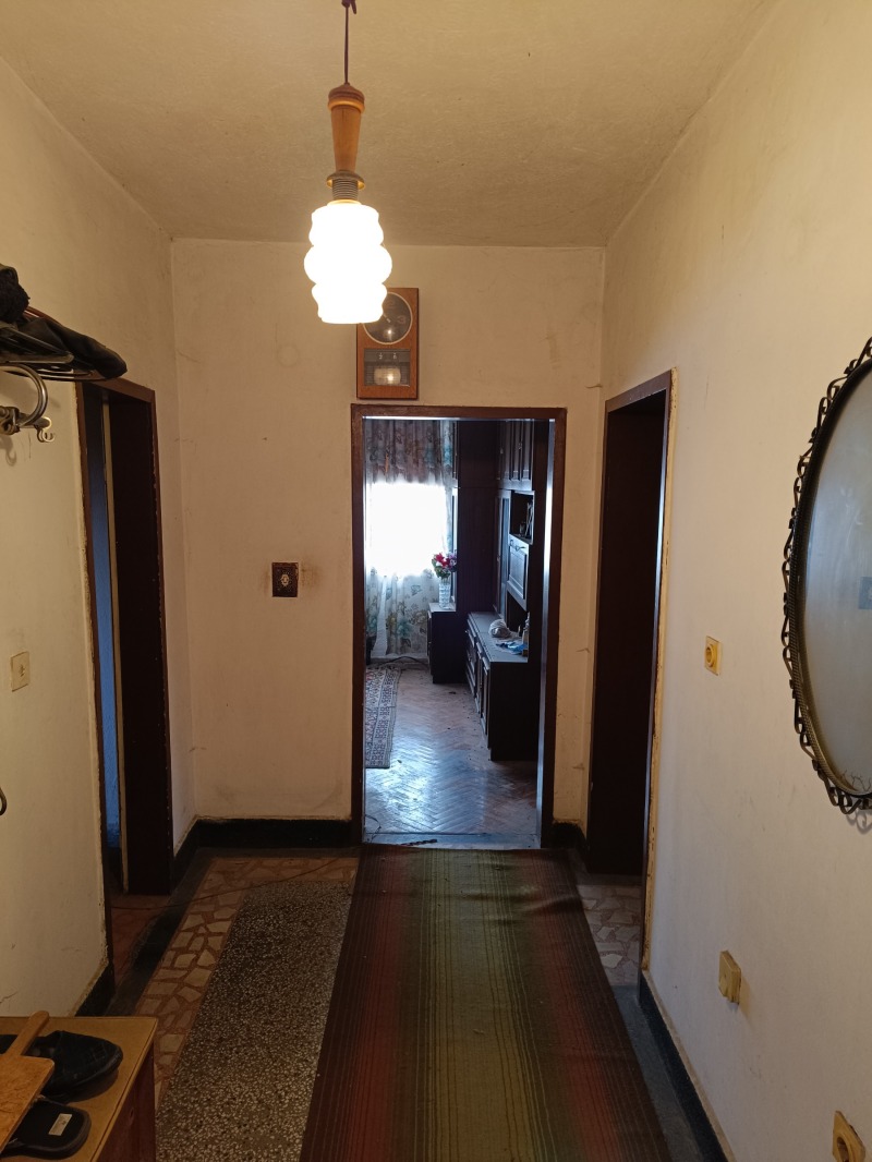 Till salu  3+ sovrum region Sliven , Nova Zagora , 180 kvm | 24324850 - bild [10]