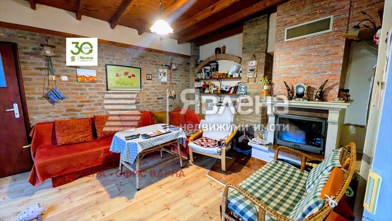 Продава КЪЩА, гр. Варна, с. Звездица, снимка 8 - Къщи - 53689076