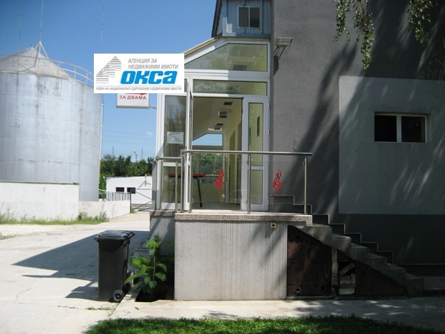 Продава ПРОМ. ПОМЕЩЕНИЕ, гр. Плевен, Индустриална зона - Изток, снимка 2 - Производствени сгради - 55650932