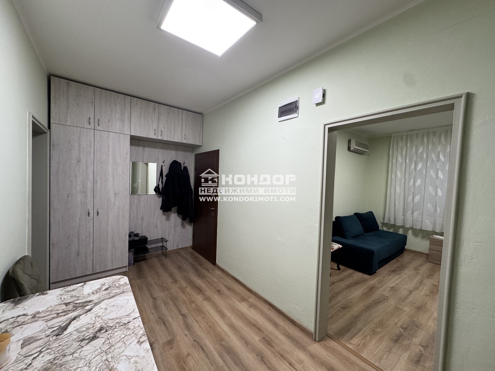 Продава ЕТАЖ ОТ КЪЩА, гр. Пловдив, Център, снимка 11 - Етаж от къща - 55055324