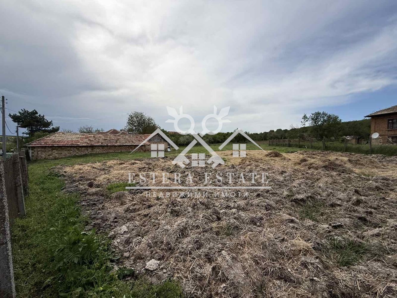 Продава КЪЩА, с. Тръница, област Шумен, снимка 6 - Къщи - 55987023