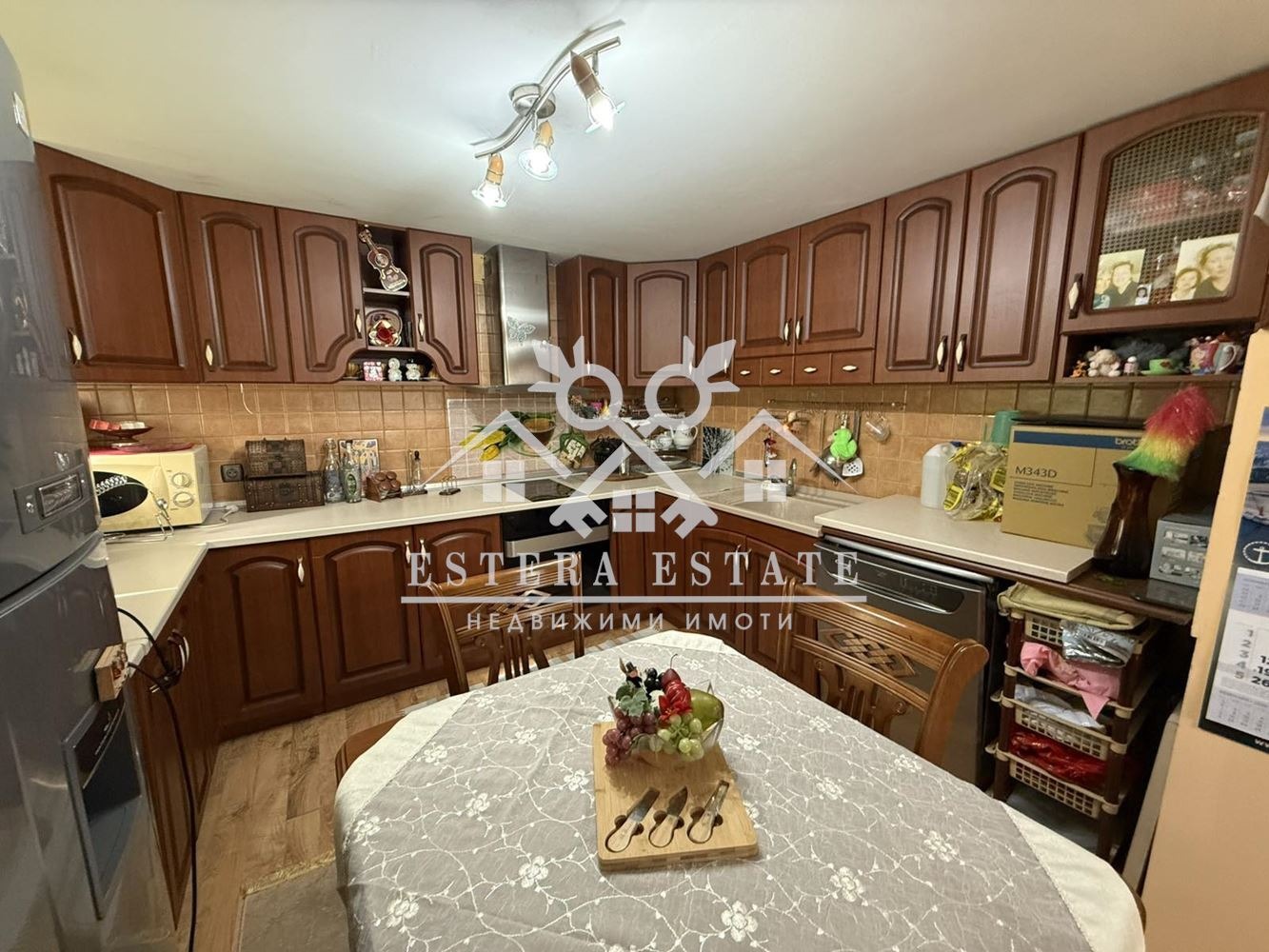 Продава КЪЩА, с. Тръница, област Шумен, снимка 2 - Къщи - 55987023