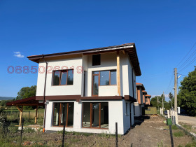 Hus Kostinbrod, region Sofia 1