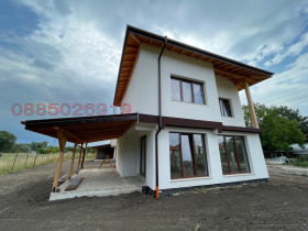 Hus Kostinbrod, region Sofia 1