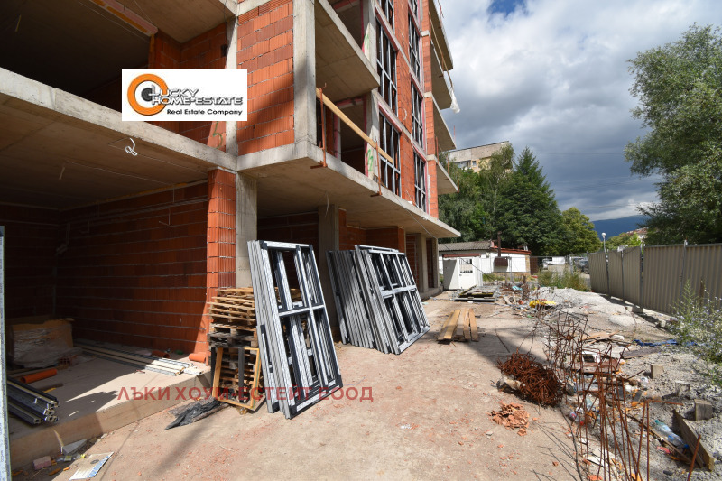 À vendre  1 chambre Pernik , Iztok , 74 m² | 30534199 - image [2]