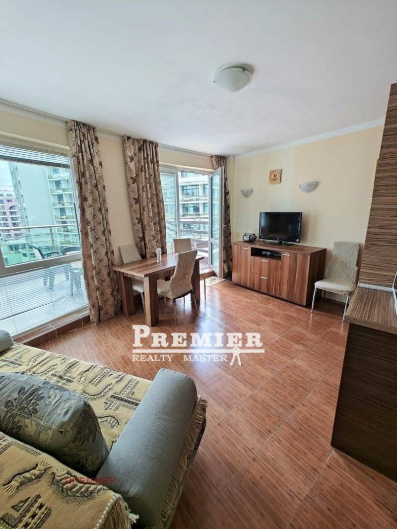 Zu verkaufen  1 Schlafzimmer region Burgas , k.k. Slantschew brjag , 54 qm | 16464434 - Bild [2]