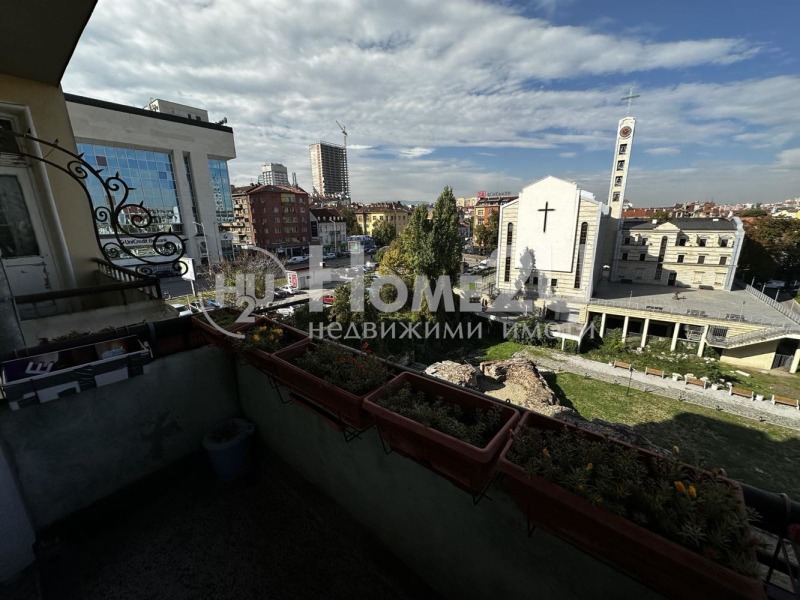 Продава  3-стаен, град София, Център •  320 000 EUR • ID 13093064 — holmes.bg - [1] 