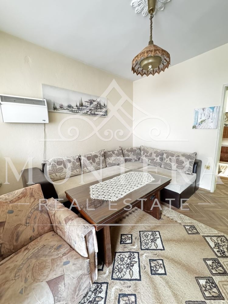 Продава 3-СТАЕН, гр. Варна, Лятно кино Тракия, снимка 2 - Апартаменти - 54076285