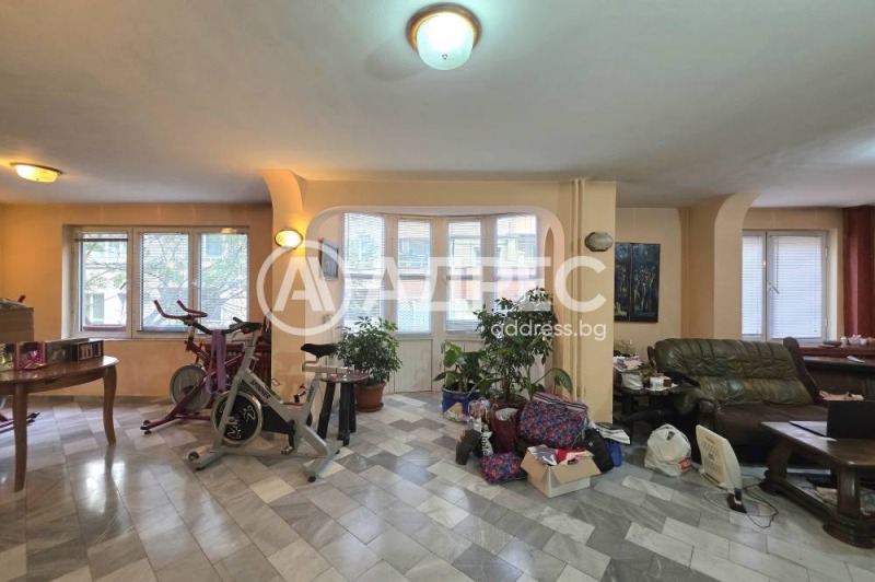 Продава МНОГОСТАЕН, град София, Белите брези • 305000 € / 596528.15 лв. • 79768018 1