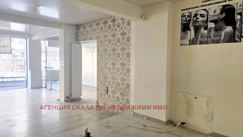 Продава  Магазин град София , Център , 60 кв.м | 70352598